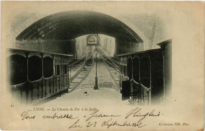 Carte postale ancienne Lyon - Le Chemin de Fer a la ficelle à Lyon