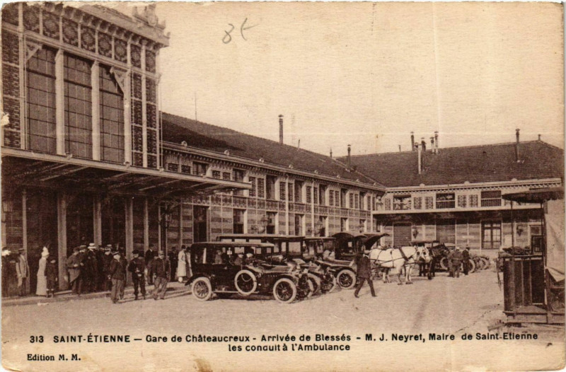 Carte postale ancienne Saint Etienne- Gare Chateaucreux ,Arrivee de Blesses France à Saint-Étienne
