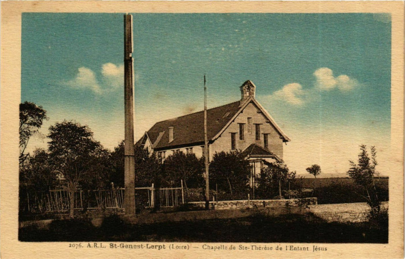 Carte postale ancienne Saint-Genest-Lerpt - Chapelle de Sainte-Therese France à Saint-Genest-Lerpt