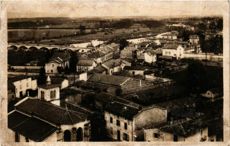 Carte postale ancienne Montrond-les-Bains - Vue sur la Loire France à Montrond-les-Bains