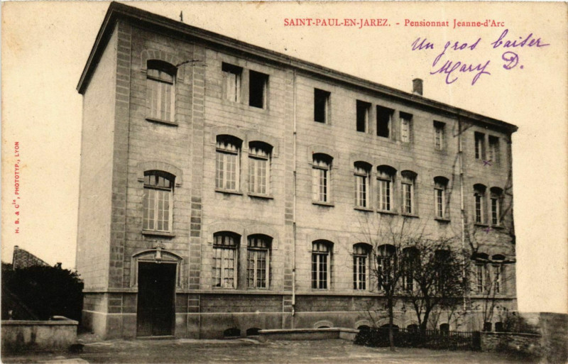 Carte postale ancienne Saint-Paul-en-Jarez - Pensionnat Jeanne-d'Arc France à Saint-Paul-en-Jarez