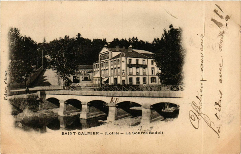 Carte postale ancienne Saint-Galmier - La Source Badoit France à Saint-Galmier