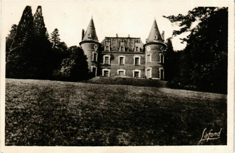 Carte postale ancienne Saint-Genest-Malifaux - Le Chateau France à Saint-Genest-Malifaux