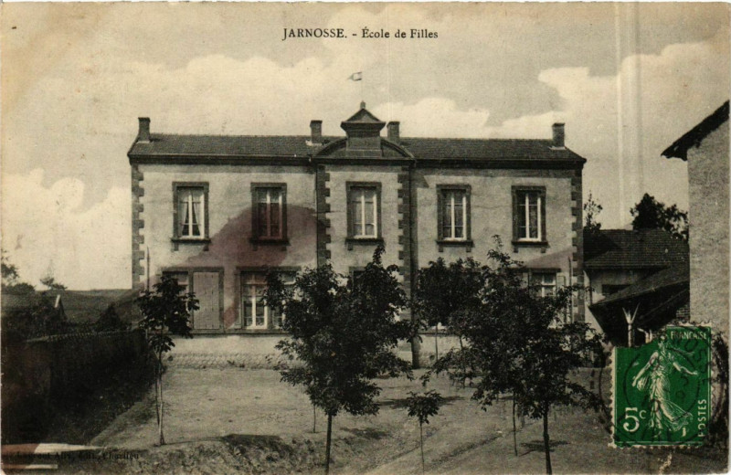 Carte postale ancienne Jarnosse - Ecole de Filles France à Jarnosse