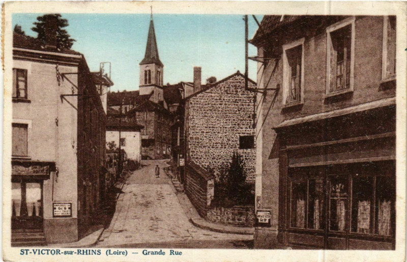 Carte postale ancienne Saint-Victor-sur-Rhins - Grande Rue France à Saint-Victor-sur-Rhins