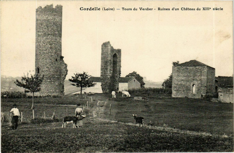 Carte postale ancienne Cordelle - Tours du Verdier - Ruines d'un Chateau France à Cordelle