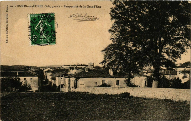 Carte postale ancienne Usson-en-Forez - Perspective de la Grand'Rue France à Usson-en-Forez