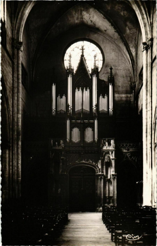 Carte postale ancienne Montbrison- Eglise Notre Dame, Les Orgues France à Montbrison