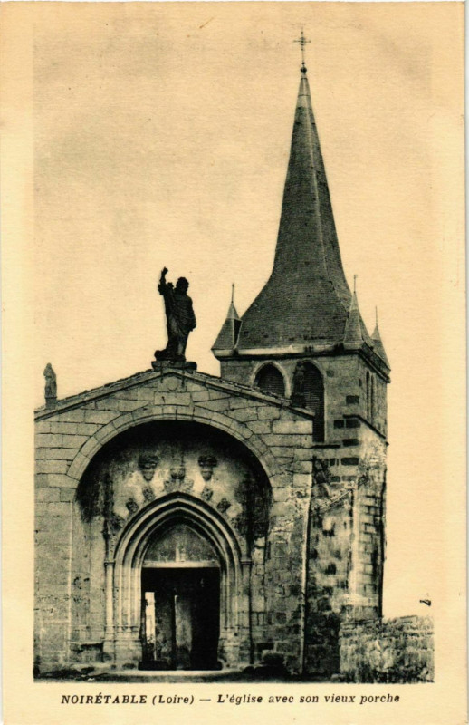 Carte postale ancienne Noiretable- Eglise France à Noirétable