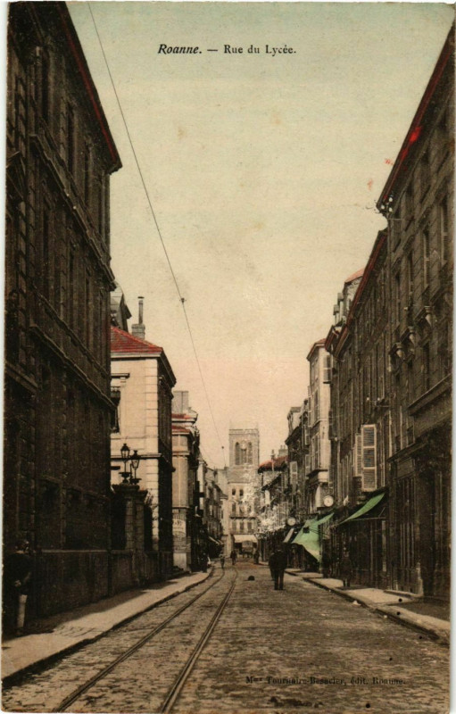 Carte postale ancienne Roanne- Rue du Lycee France à Roanne
