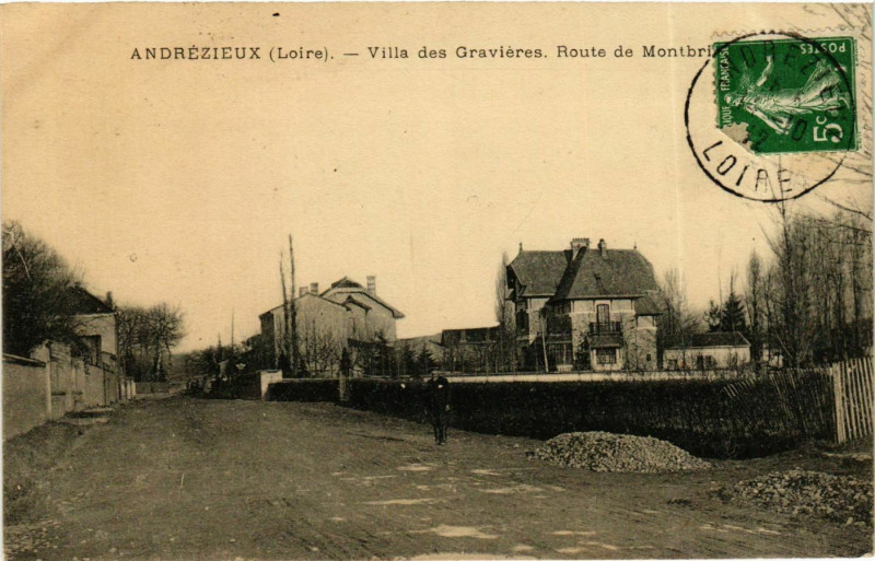 Carte postale ancienne Andrezieux- Villa des Gravieres,Route Montbrison France à Montbrison