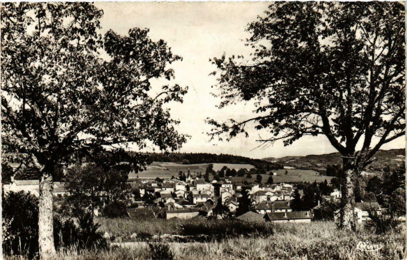 Carte postale ancienne Noiretable- vue generale France à Noirétable
