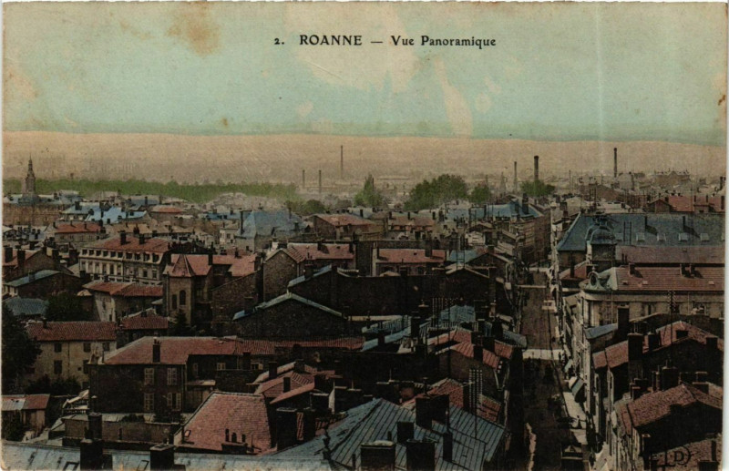 Carte postale ancienne Roanne- vue panoramique France à Roanne