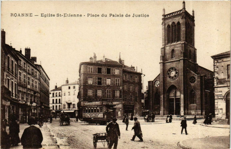 Carte postale ancienne Roanne- Eglise St Etienne ,Place du Palais de Justice France à Roanne