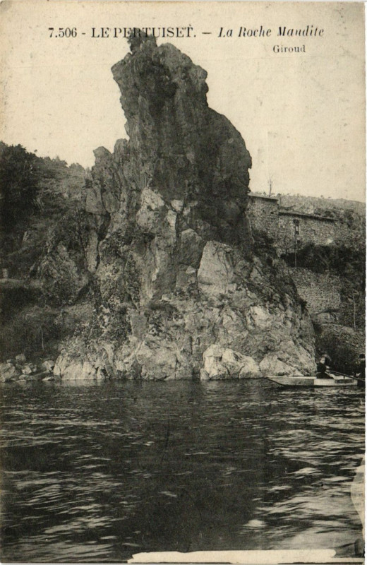 Carte postale ancienne Le Pertuiset- La Roche Maudite à Roche