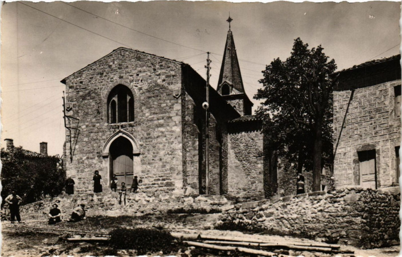 Carte postale ancienne Rochegut- Eglise à Roche