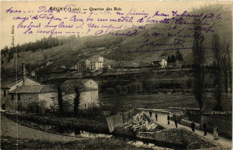 Carte postale ancienne Regny- Quartier des Bois à Régny