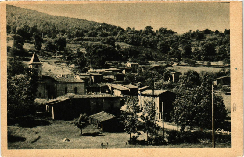 Carte postale ancienne Pavezin- Vue generale du Bourg à Pavezin