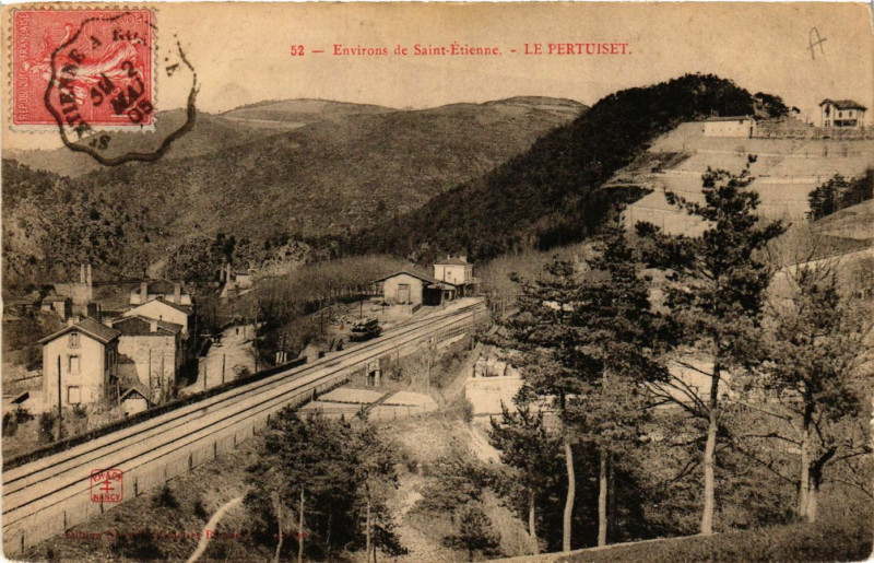 Carte postale ancienne Le Pertuiset-