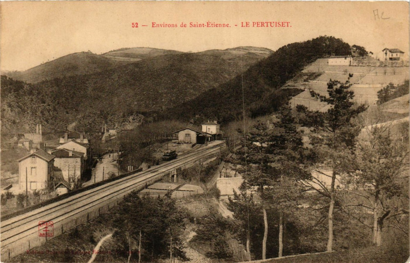 Carte postale ancienne Le Pertuiset-