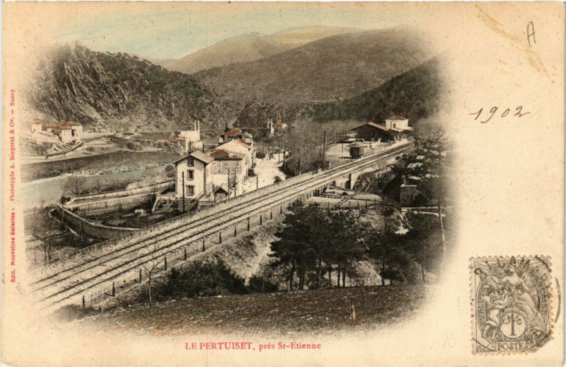 Carte postale ancienne Le Pertuiset-