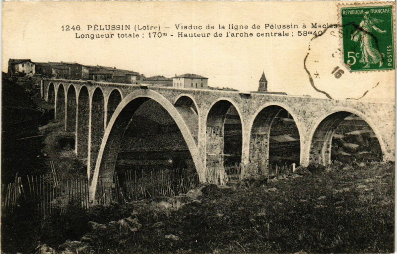 Carte postale ancienne Pelussin- Viaduc de la Ligne de Pelussin a Maclas à Pélussin