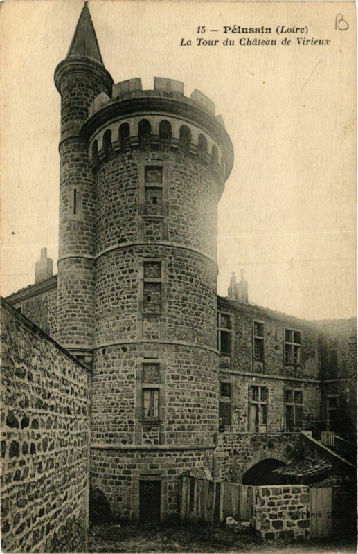 Carte postale ancienne Pelussin- La Tour du Chateau de Virieux à Pélussin