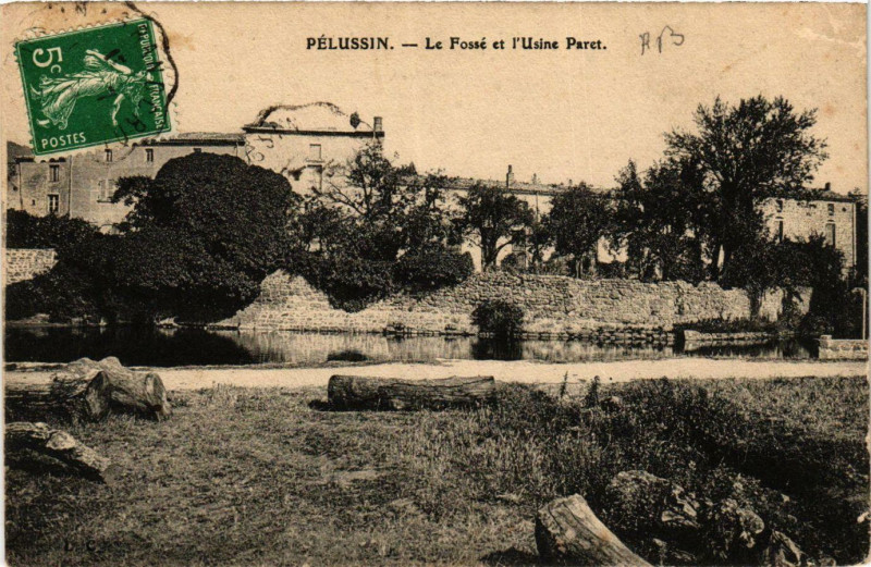 Carte postale ancienne Pelussin- Le Fosse et l'Usine Paret à Pélussin