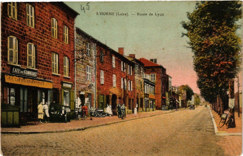 Carte postale ancienne L'Horme - Route de Lyon à L'Horme