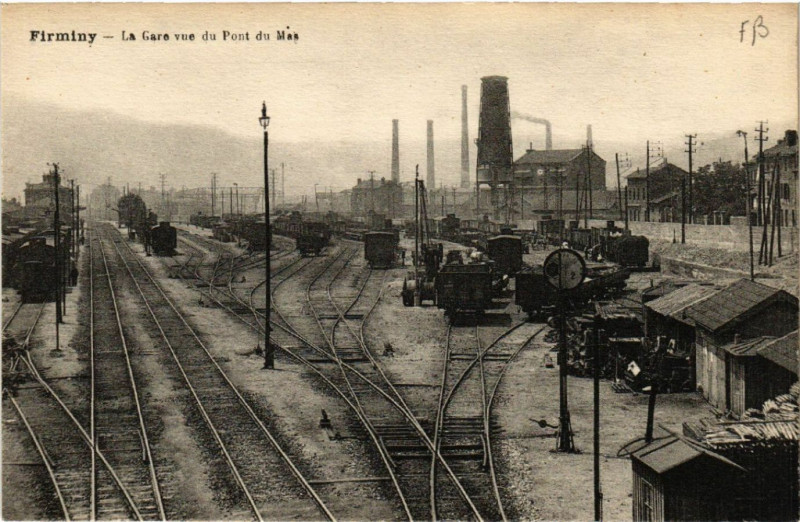 Carte postale ancienne Firminy - La Gare vue du Pont du Max à Firminy