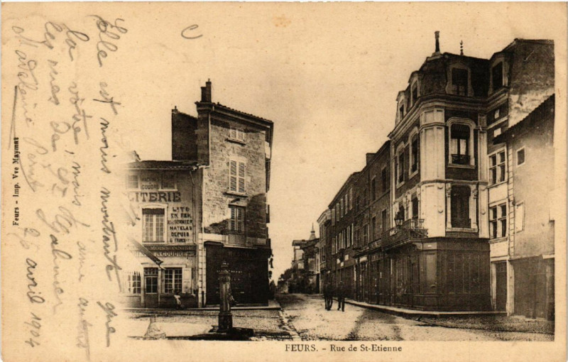 Carte postale ancienne Feurs - Rue de St-Eienne à Feurs