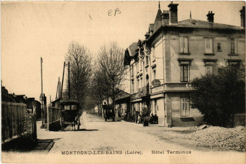 Carte postale ancienne Montrond-les-Bains - Hotel Terminus à Montrond-les-Bains