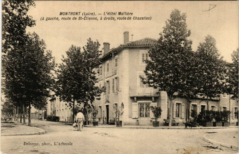 Carte postale ancienne Montrond - Montront - L'Hotel Malliere
