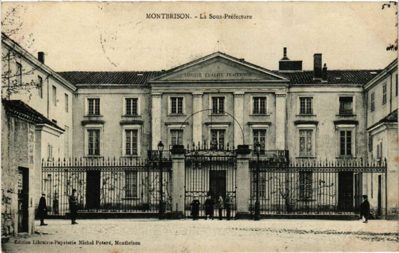 Carte postale ancienne Montbrison - La-sous-Prefecture à Montbrison