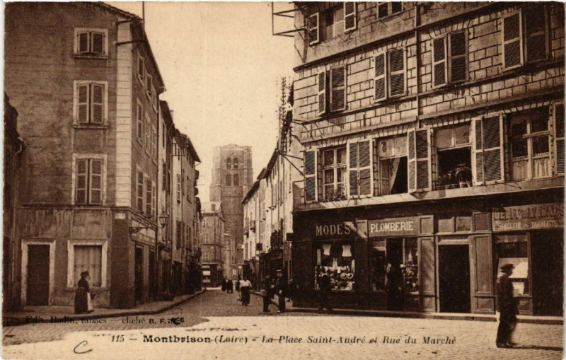 Carte postale ancienne Montbrison - La Place St-Andre et Rue du Marché à Montbrison