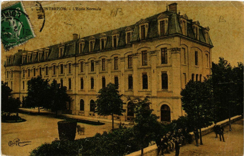 Carte postale ancienne Montbrison - L'Ecole Normale à Montbrison