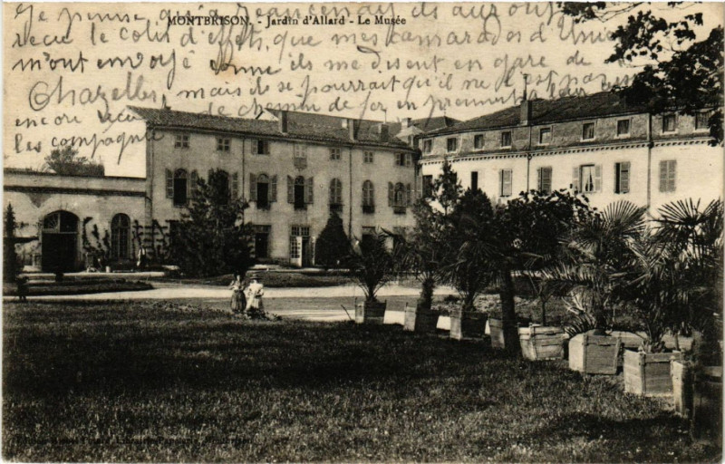 Carte postale ancienne Montbrison - Jardin d'Allard - Le Musée à Montbrison
