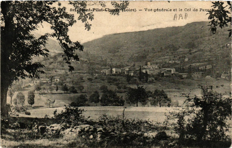 Carte postale ancienne Chuyer - Mont-Pilat - Vue générale et le Col de Pavezin à Chuyer