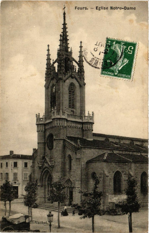 Carte postale ancienne Feurs - Eglise Notre-Dame à Feurs