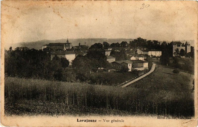 Carte postale ancienne Larajasse - Vue générale à Jas