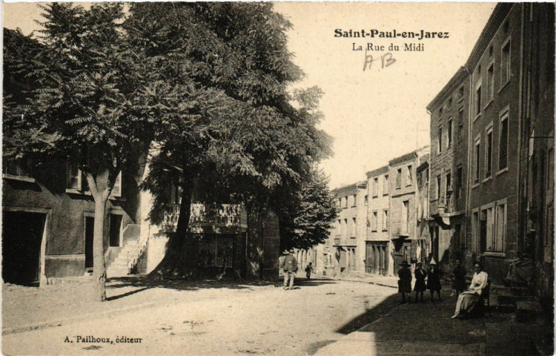 Carte postale ancienne Saint-Paul-en-Jarez - La Rue du Midi à Saint-Paul-en-Jarez