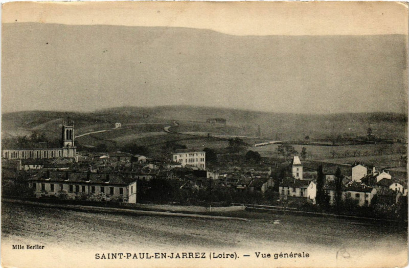 Carte postale ancienne Saint-Paul-en-Jarez - Vue générale à Saint-Paul-en-Jarez