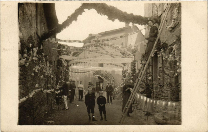 Carte postale ancienne Saint-Paul-en-Jarez - Carnaval à Saint-Paul-en-Jarez