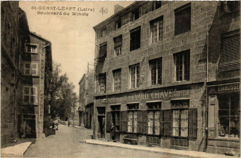 Carte postale ancienne Saint-Genest-Lerpt - Boulevard du Minois à Saint-Genest-Lerpt