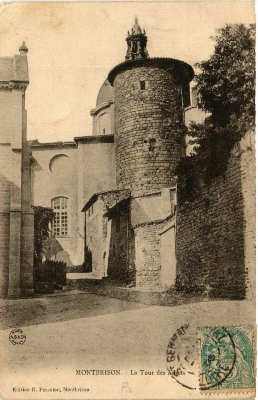 Carte postale ancienne Montbrison - La Tour des Adrets à Montbrison