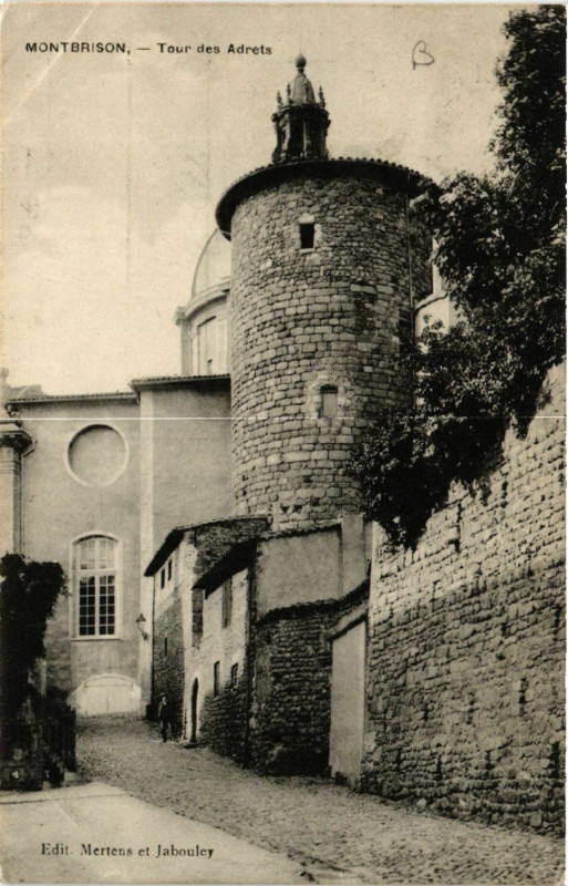 Carte postale ancienne Montbrison - Tour des Adrets à Montbrison