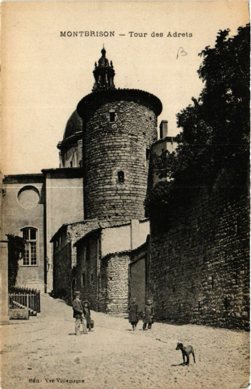 Carte postale ancienne Montbrison - Tour des Adrets à Montbrison