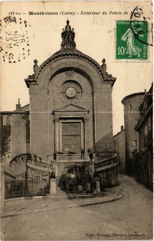 Carte postale ancienne Montbrison - Extérieur du Palais de Justice à Montbrison