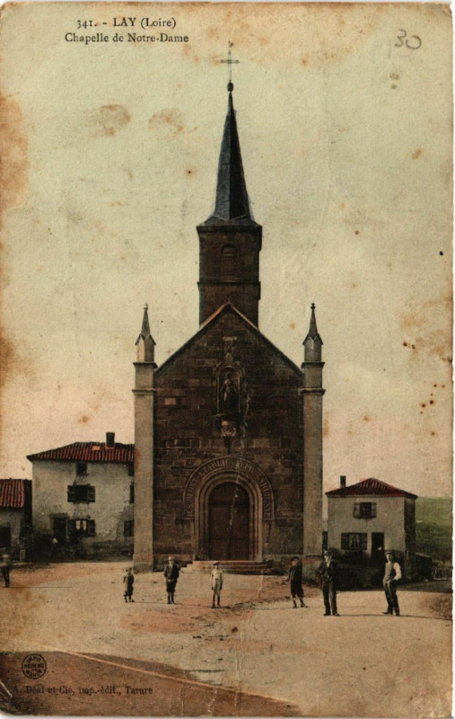 Carte postale ancienne Lay - Chapelle de Notre-Dame à Lay