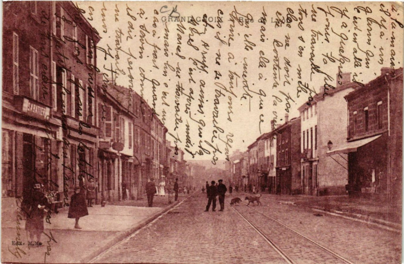 Carte postale ancienne Grand-Croix - Rue de Lyon